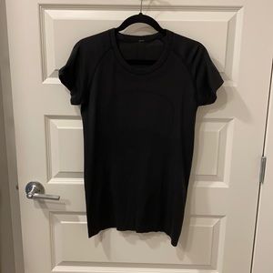 Lululemon swiftly tech short sleeve shirt